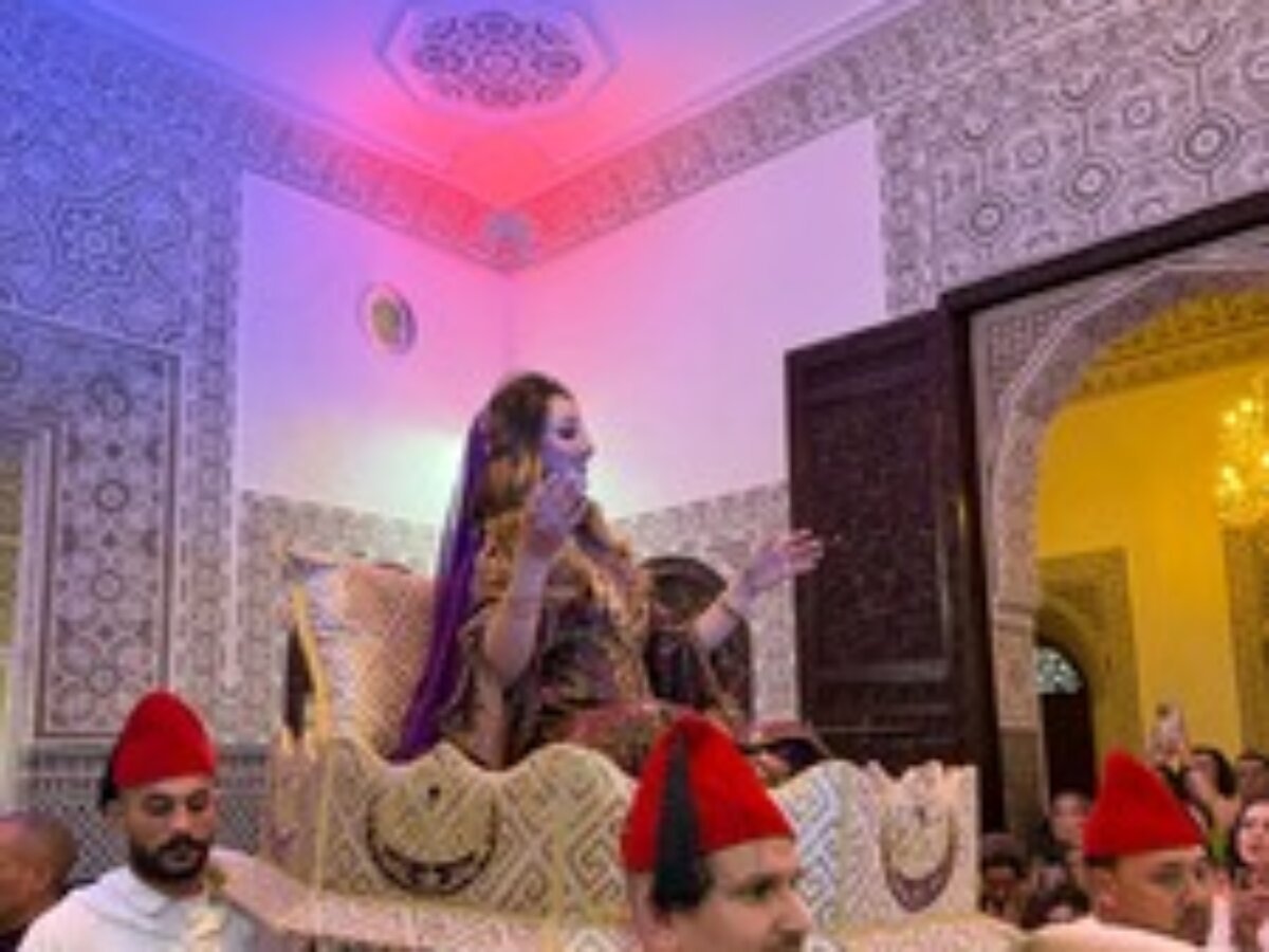 Negafa dar saadi tadart
